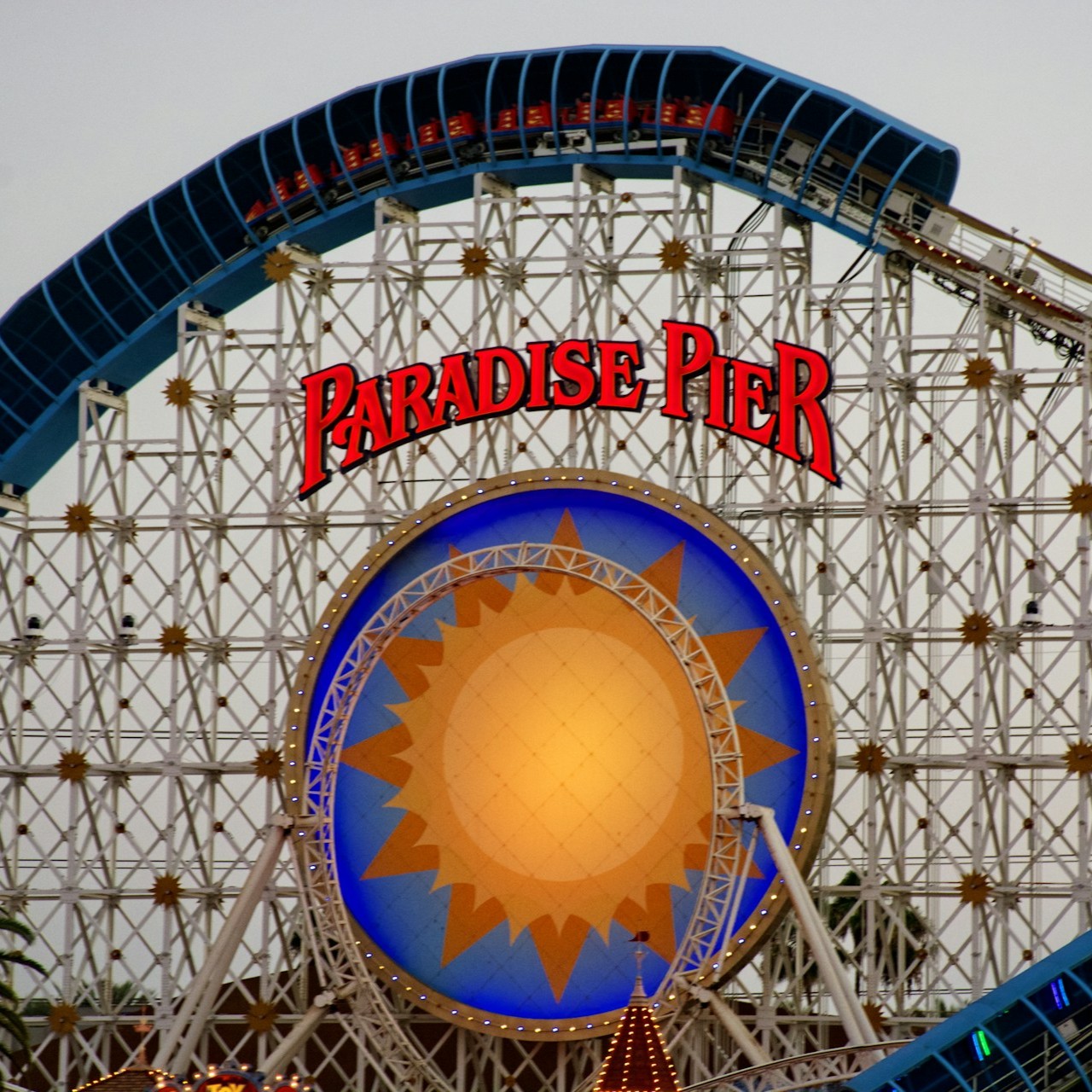 paradise-pier-park